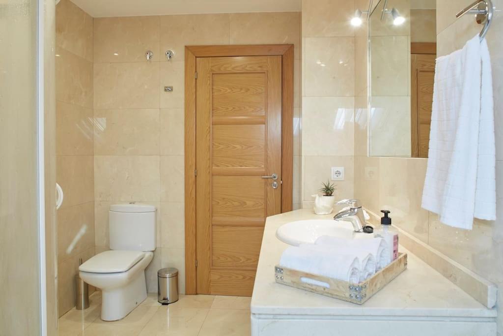 Apartamento Con Terraza A Un Paso De La Playa Gijon Ngoại thất bức ảnh